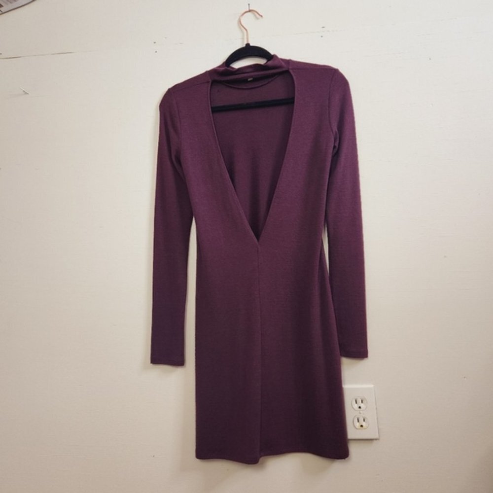 Aritzia Wilfred Free Moulton Burgundy Plum Knee Length Dress Minimalist - Picture 5 of 9